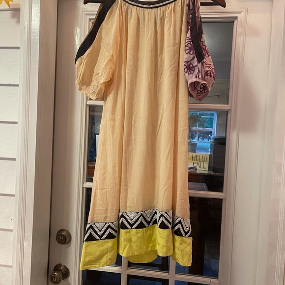 Leifnotes Anthropologie dress beaded size 6 open shoulder - Picture 6 of 10